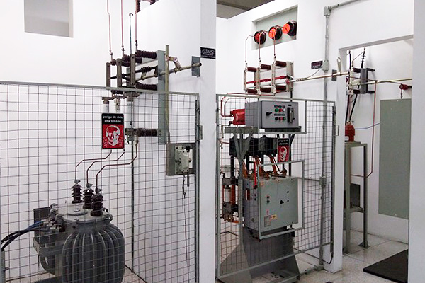 Manutenção preventiva e corretiva em cabines primárias